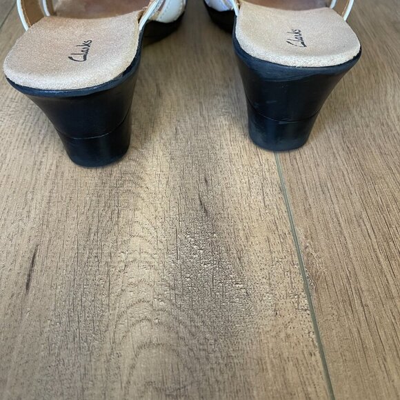 Clarks Women's White Nell Wedge Sandal 8 - Picture 5 of 9